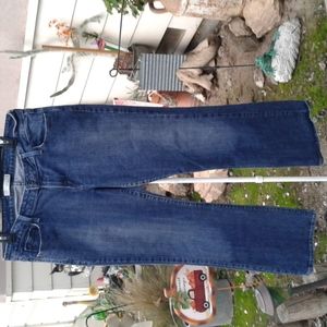 Women's Levis jeans size 14 medium they do have stretch good condition